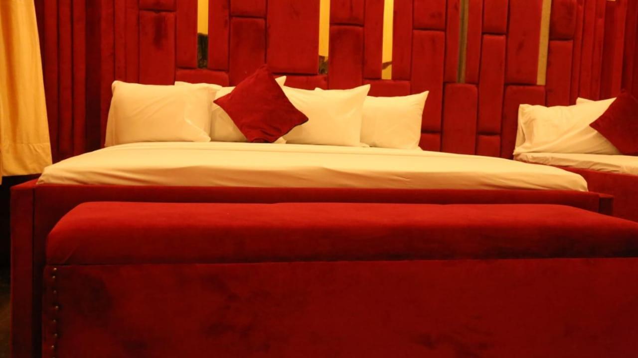 HOTAL DE SMART Multan Hotel Exterior foto