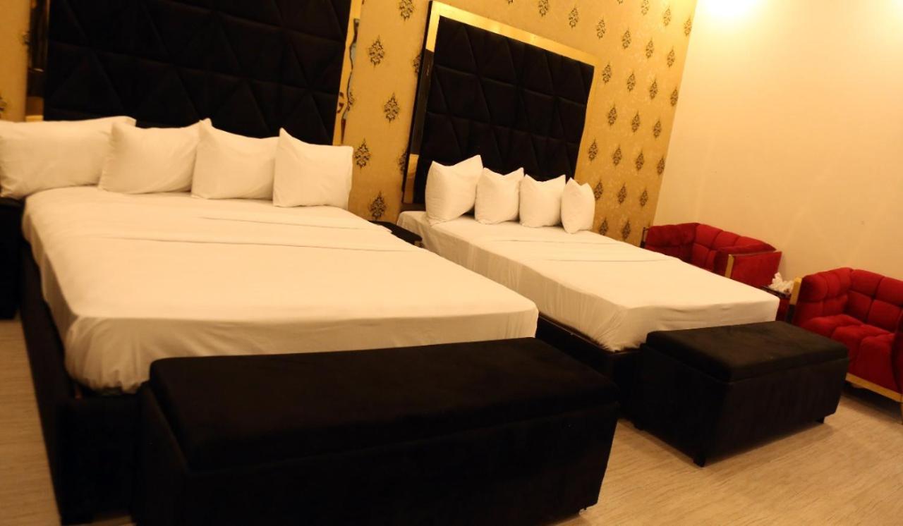 HOTAL DE SMART Multan Hotel Exterior foto