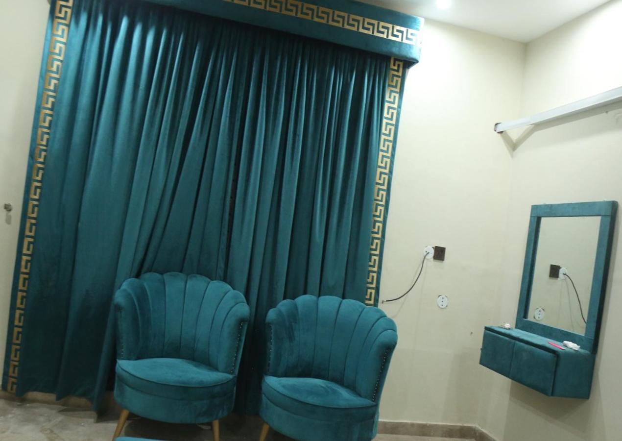HOTAL DE SMART Multan Hotel Exterior foto
