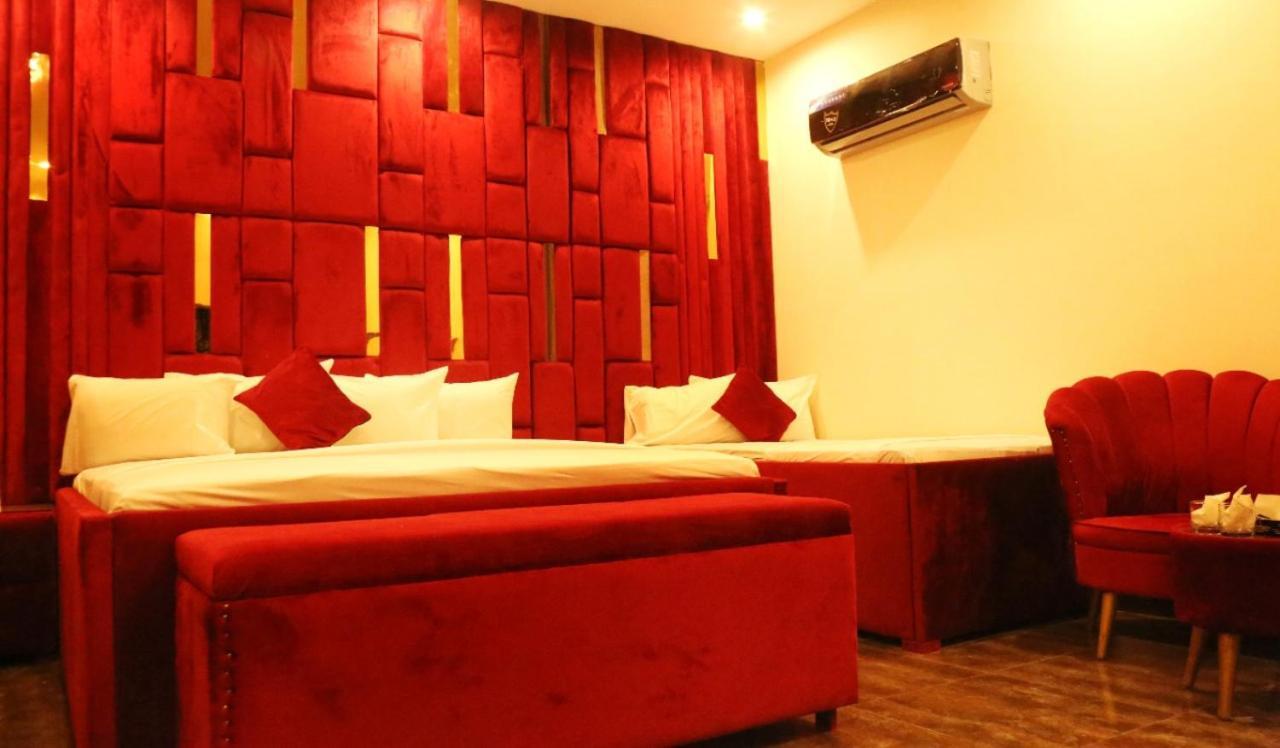 HOTAL DE SMART Multan Hotel Exterior foto