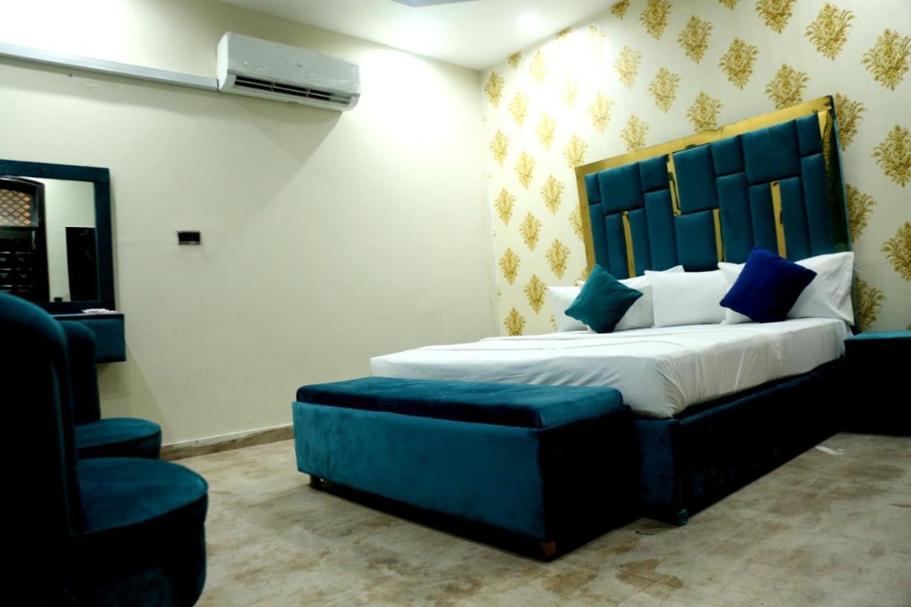 HOTAL DE SMART Multan Hotel Exterior foto